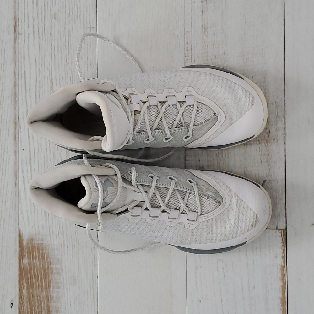 Under Armour basketball sneakers